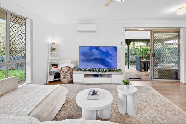 15/8 West King Street, QLD 4215