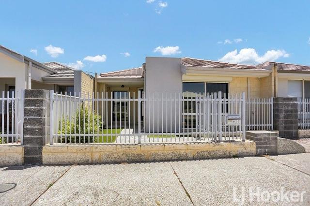 35 Adelong Avenue, WA 6174