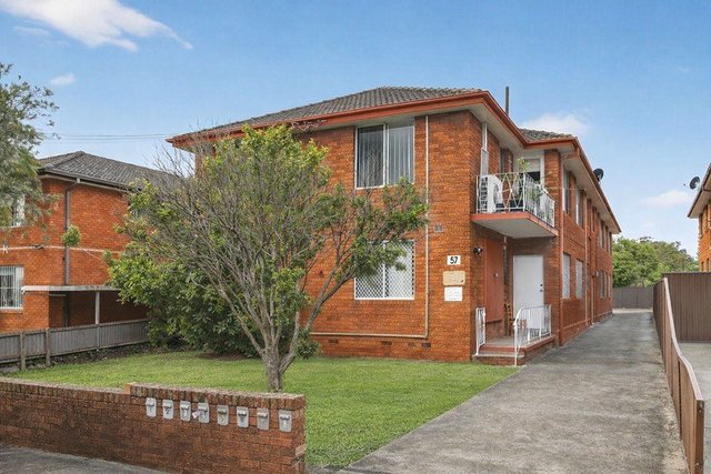 4/57 Shadforth Street, NSW 2195