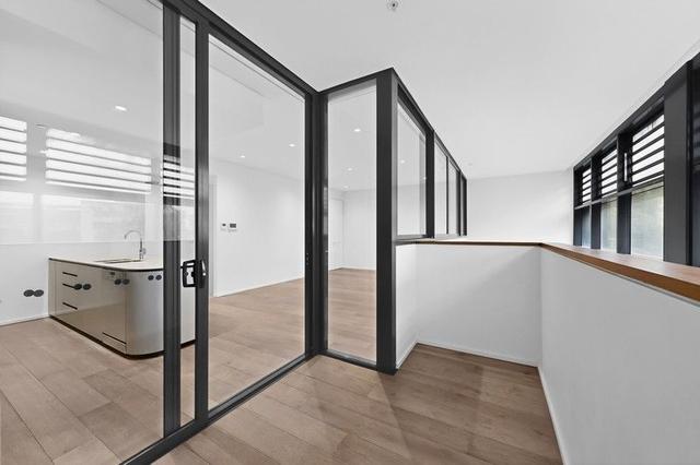 308/241 Oxford  Street, NSW 2022