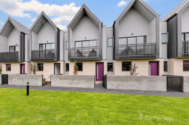 9 Ripplebrook  Walk, VIC 3810