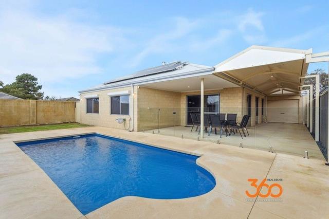 4 Charlottes Vista, WA 6069