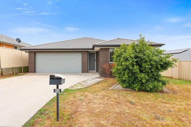 52 Finnegan Crescent, NSW 2333
