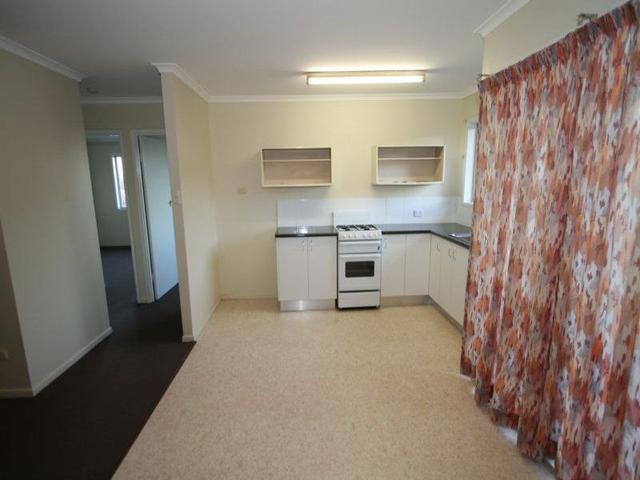 Unit 2/14 Tora St, QLD 4109