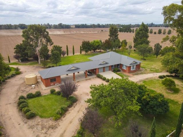 160 Lachlan Valley Way, NSW 2871