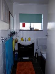 Bathroom (2016-06-30)
