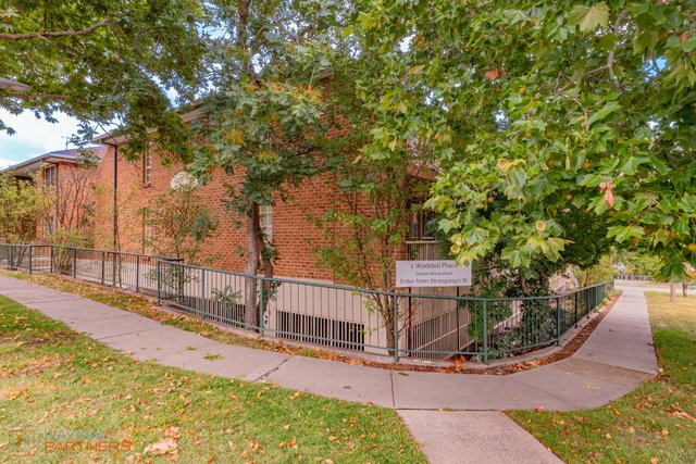 17/1 Waddell Place, ACT 2605