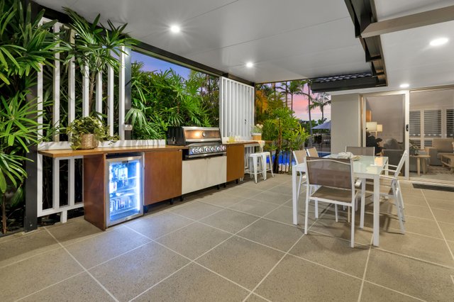 8 Bon Aire Court, QLD 4226