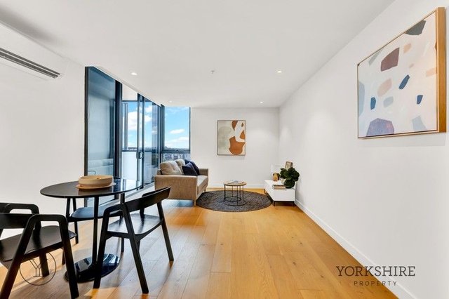 1001E/9 Robert St, VIC 3066