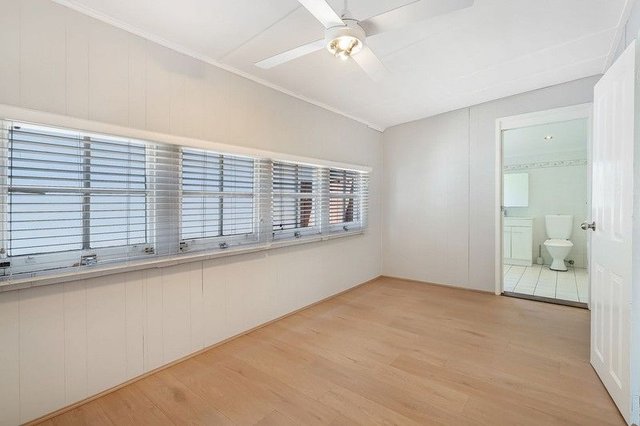 54 Lakeside Parade, NSW 2261