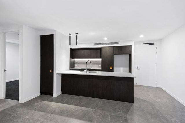 2411/100 Duporth Ave, QLD 4558