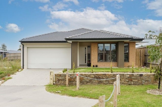 13 McGeown Circuit, VIC 3977