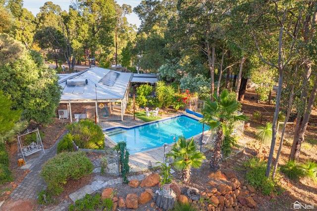 7 Caprea Boulevard, WA 6111