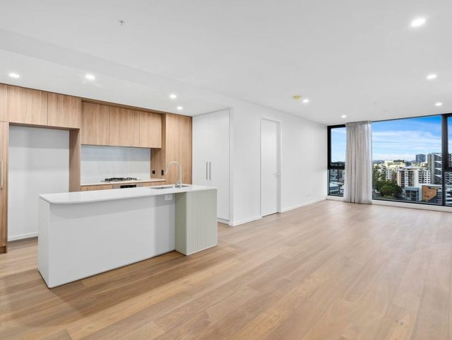 1202/3 Archer Street, QLD 4066