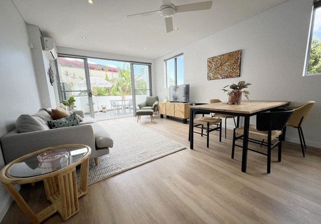 10/2 Brookvale Avenue, NSW 2100