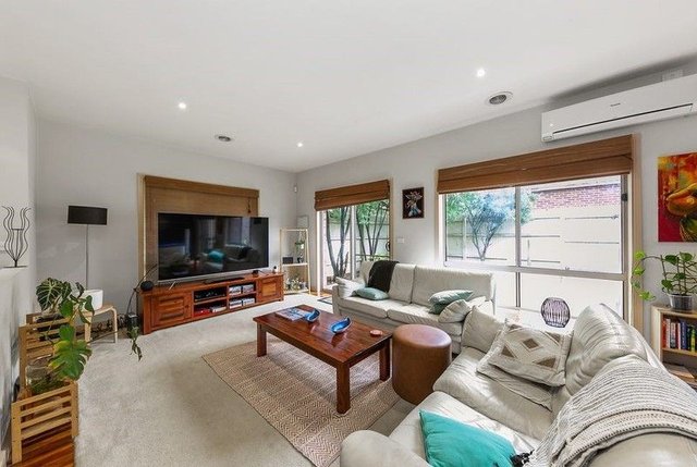 2/2 Harris Crescent, VIC 3150