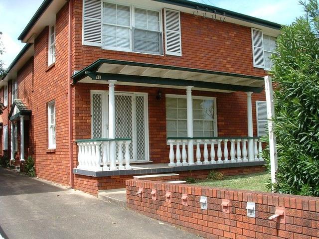 2/11 Second Avenue, NSW 2194