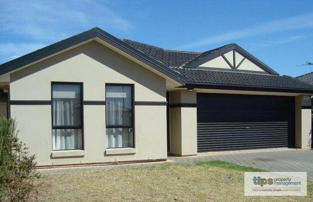 11B Tangarine Court, SA 5115