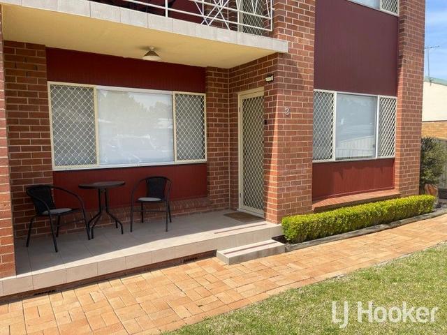 3/30 Queens Terrace, NSW 2360
