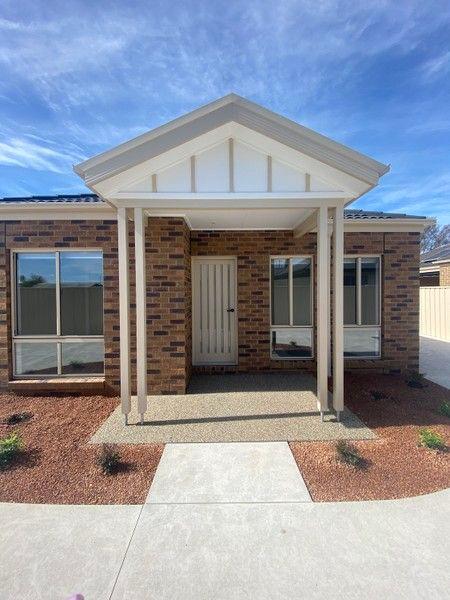 2/145 Sobraon Street, VIC 3630