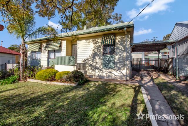 45 Phillip Avenue, NSW 2650