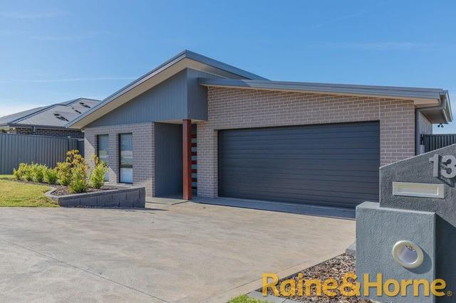 13 Freshwater Drive, NSW 2830
