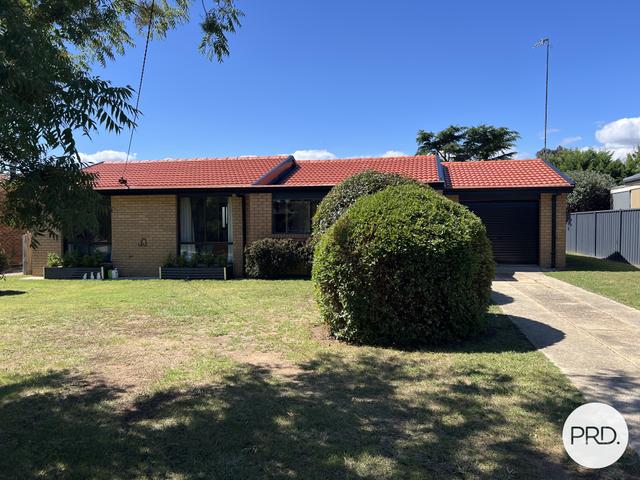 4 Mathews Place, NSW 2621