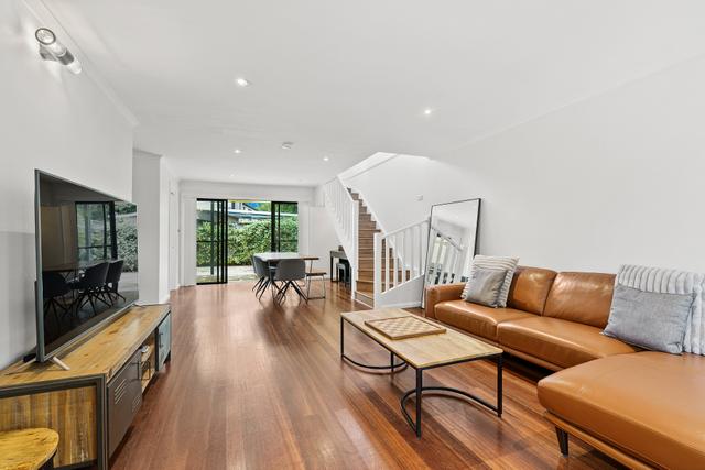 4/4-10 Kumbardang Avenue, NSW 2228