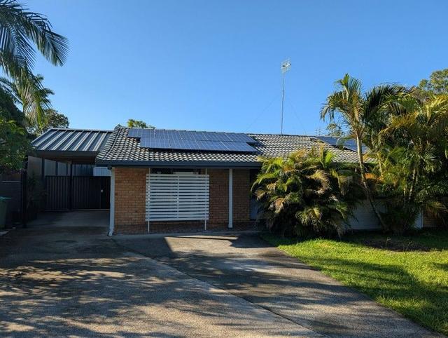 15 Thompson Cres, QLD 4565