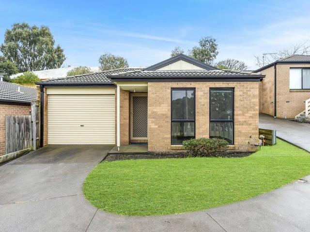 3/4 McClenaghan Place, VIC 3810