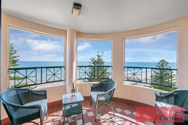 Unit 72, 1 South Esplanade, SA 5045