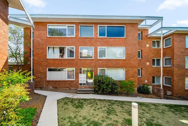 17/14 Chauvel Street, ACT 2612