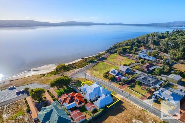 19A The Esplanade, WA 6330