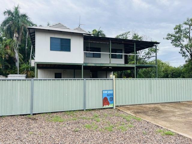 84 Casuarina Way, WA 6743
