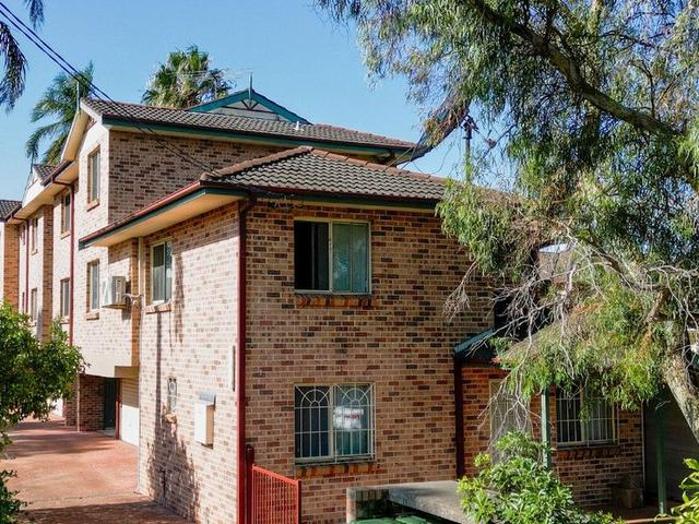 1/1 Graham Rd, NSW 2209