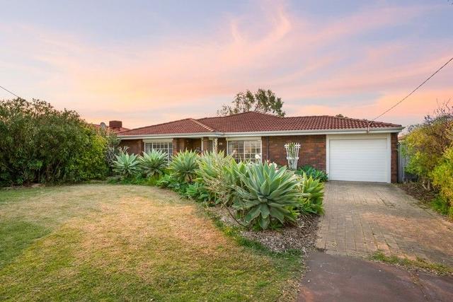 32 Malibu Road, WA 6169