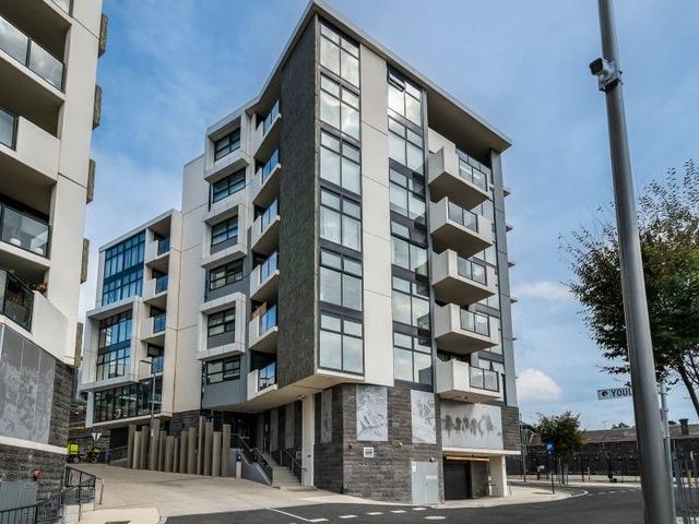 201/4 Moonering  Drive, VIC 3058