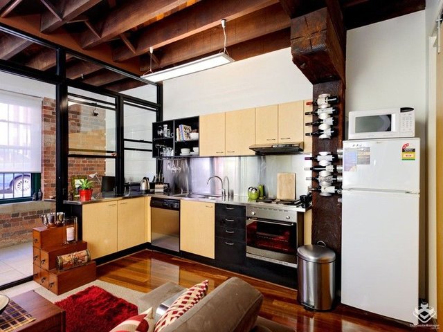 ID:21167834/139 Commercial Road, QLD 4005