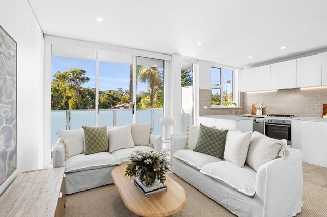 8/60 Barrenjoey Road, NSW 2103