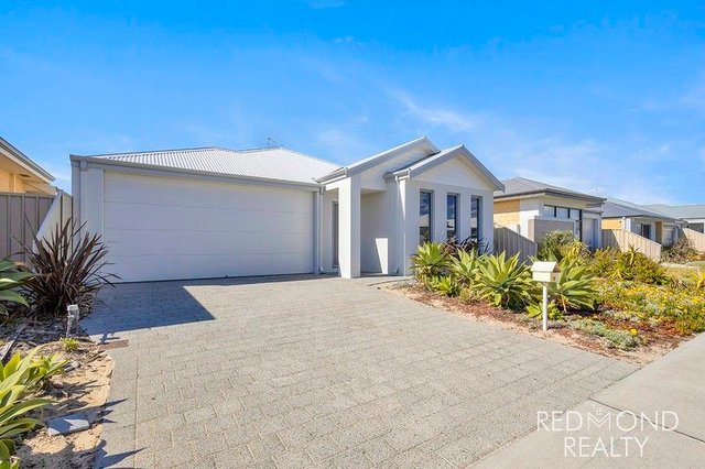 15 Thistle Way, WA 6037