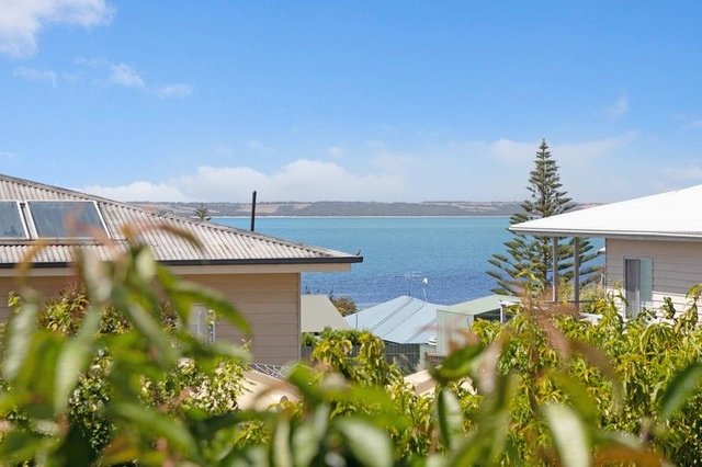 1 Emma Drive, SA 5223