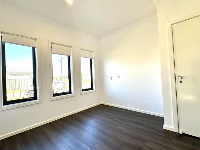 28 Hanover Circuit, VIC 3338