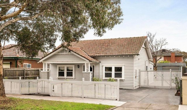 11 Athol Avenue, VIC 3058
