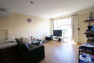Lounge Room (2010-07-13)