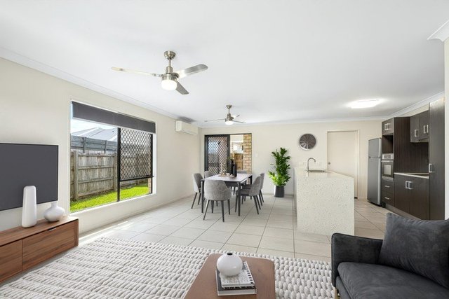 2/14 Ruby Crescent, QLD 4551