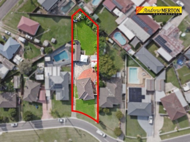 7 Moresby  Crescent, NSW 2770