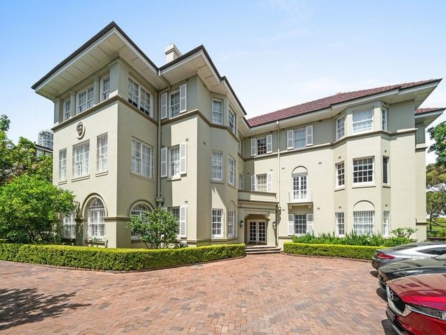 2/14A Darling Point Road, NSW 2027