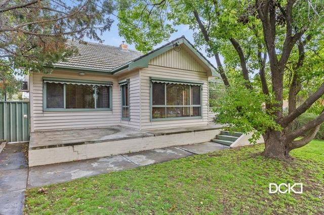 6 Cook Street, VIC 3550