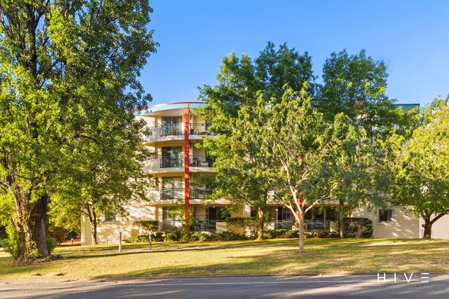 211/107 Canberra Avenue, ACT 2603