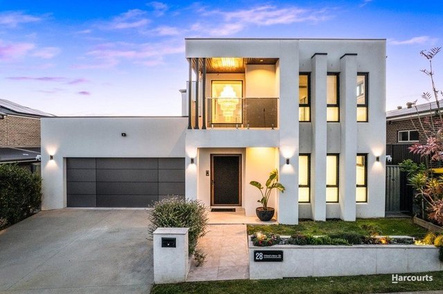 28 Westview Street, NSW 2560